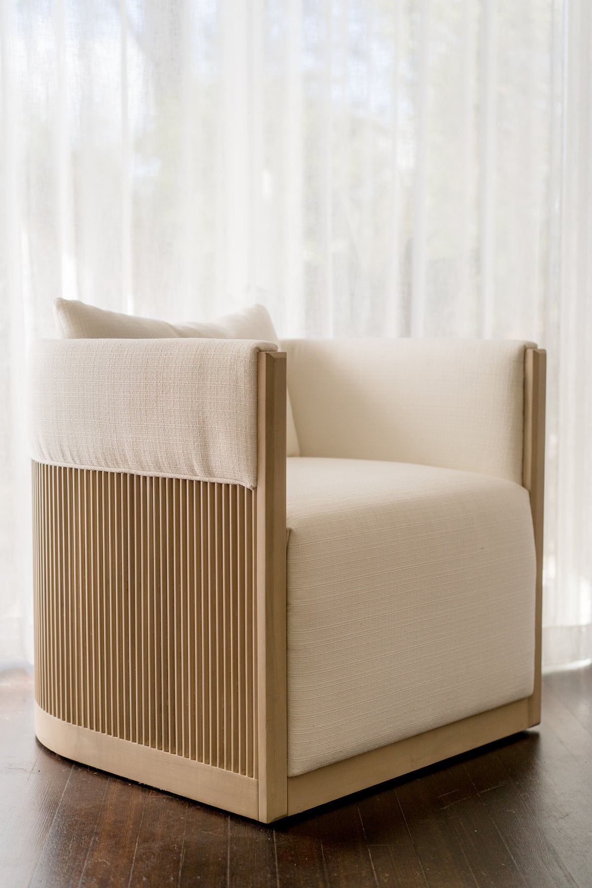 Kraton Swivel Chair - Sandbar